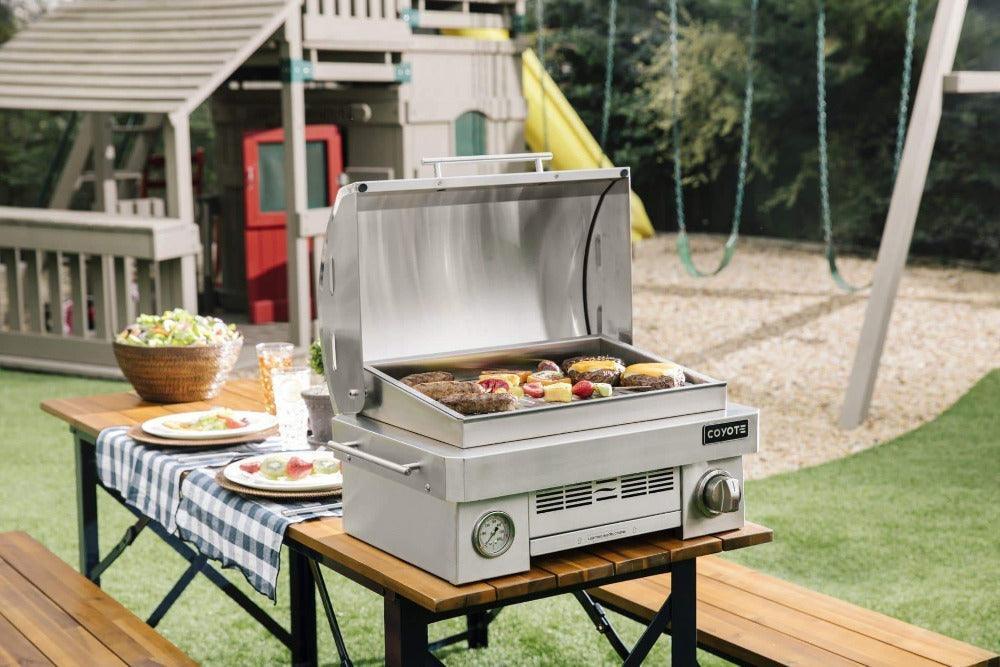 Coyote 25" Portable Grill