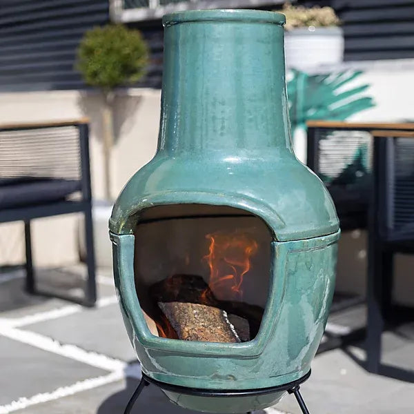La Hacienda Trentham Clay Chiminea (H)82.2cm (W)38cm